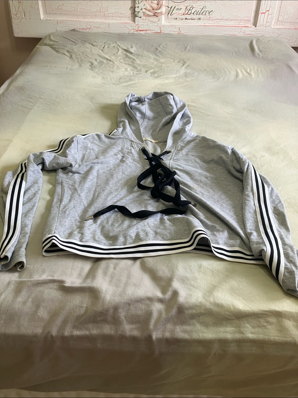 essue Gray Hooded Crop Sweatshirt with Black Drawcord